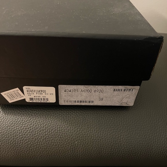 Preloved SAINT LAURENT PALE PINK/ NUDE PUMPS - Picture 5 of 6